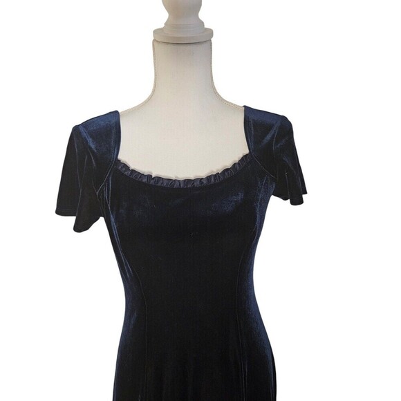 CDC Petites Velvet Dark Blue Formal Dress Size 6 - Picture 1 of 8